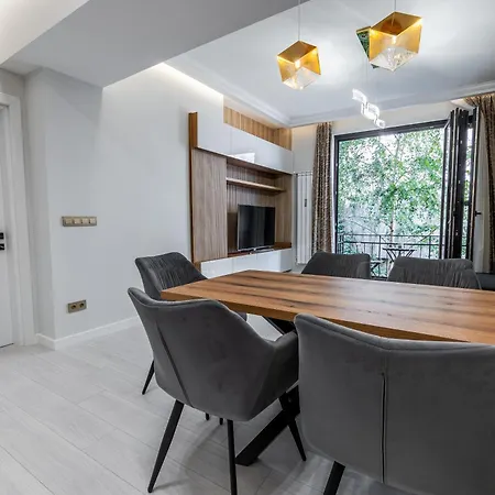 Vitoshka Luxury 2-br Retreat Appartamento *